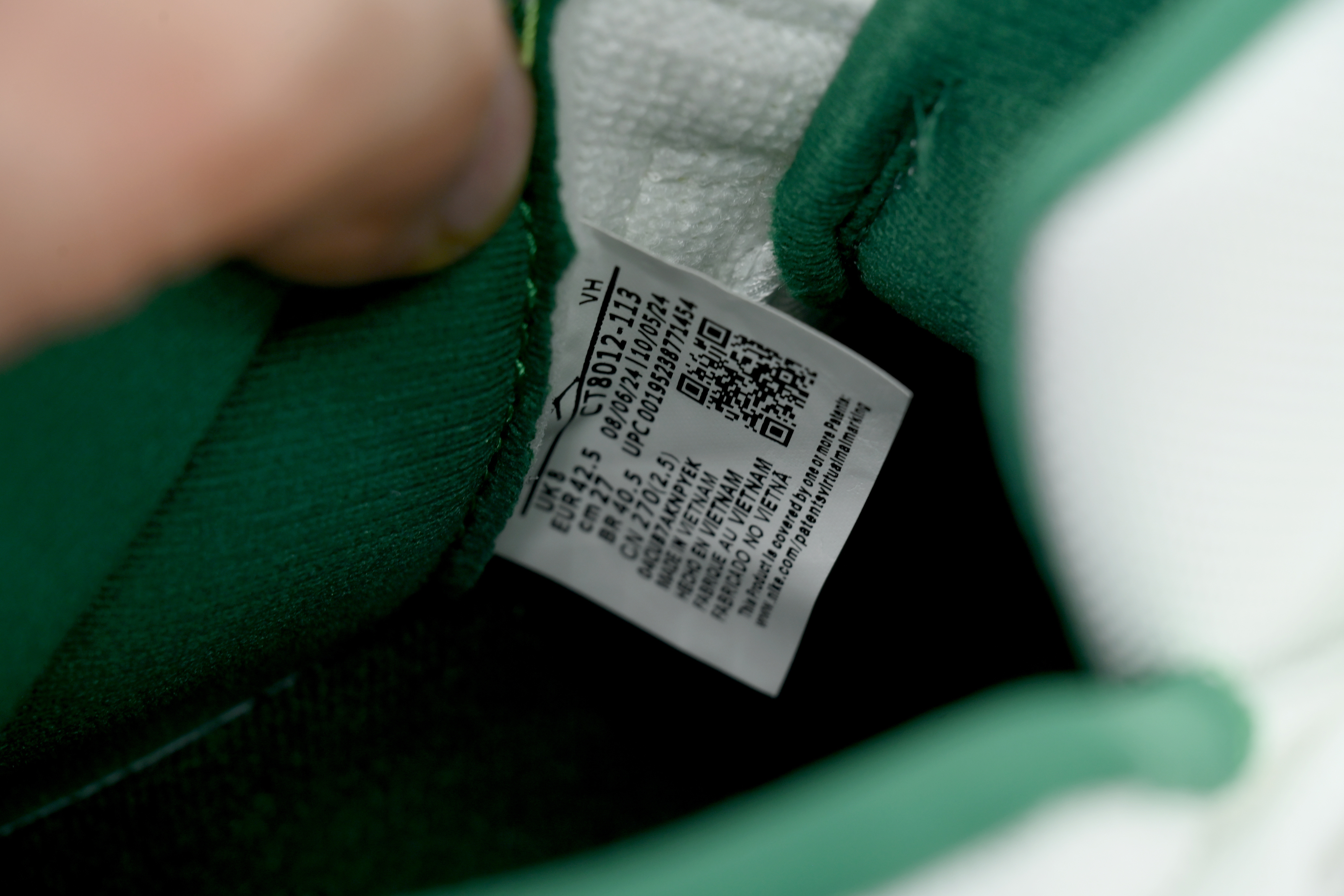 Air Jordan 11 Retro White Green CT8012-113