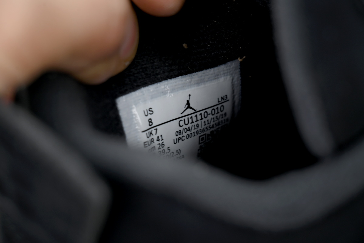 Air Jordan 4 Retro Black Cat CU1110-010