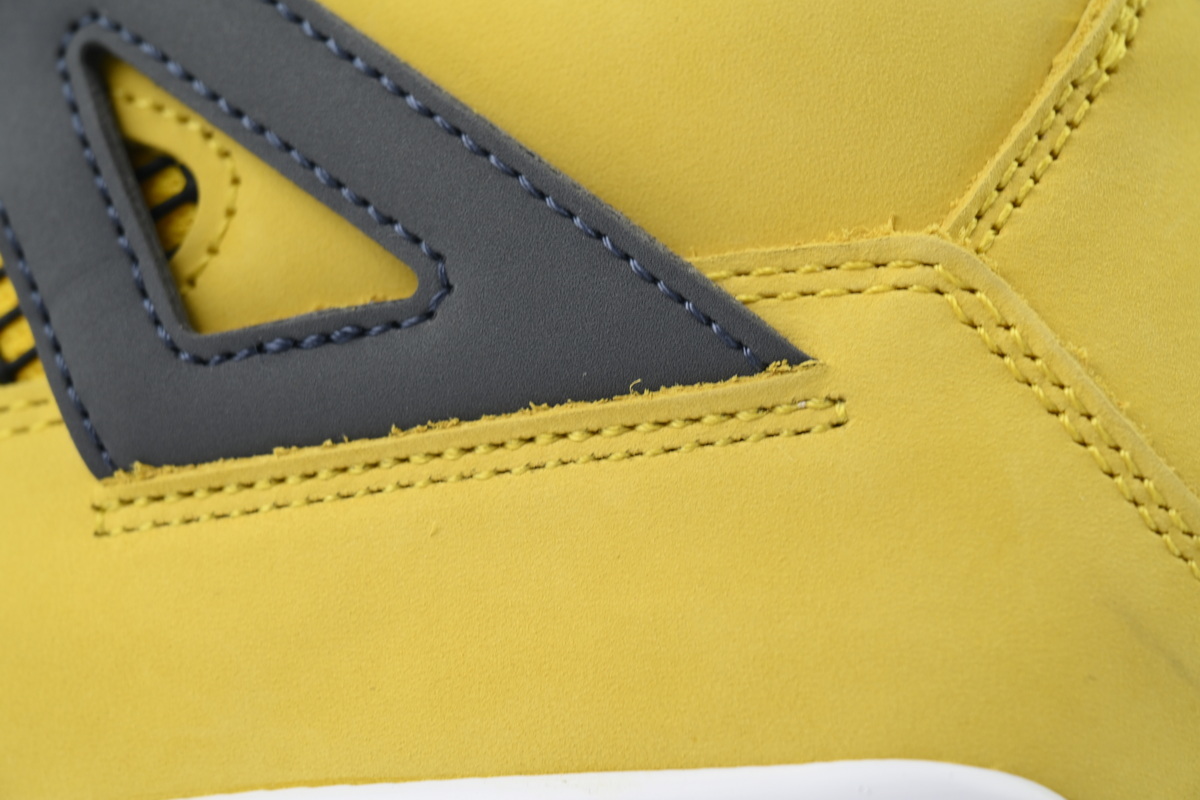 Air Jordan 4 Retro Lightning CT8527-700