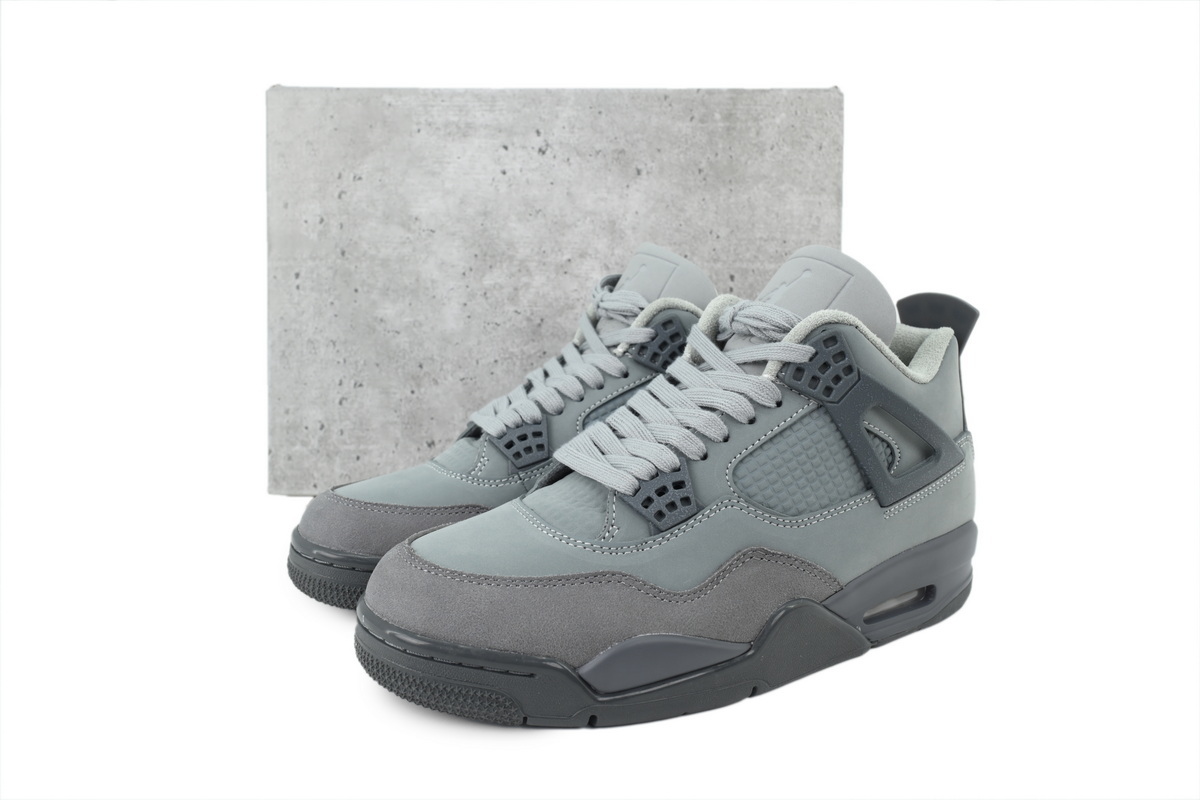 Air Jordan 4 Retro SE Wet Cement FQ7928-001