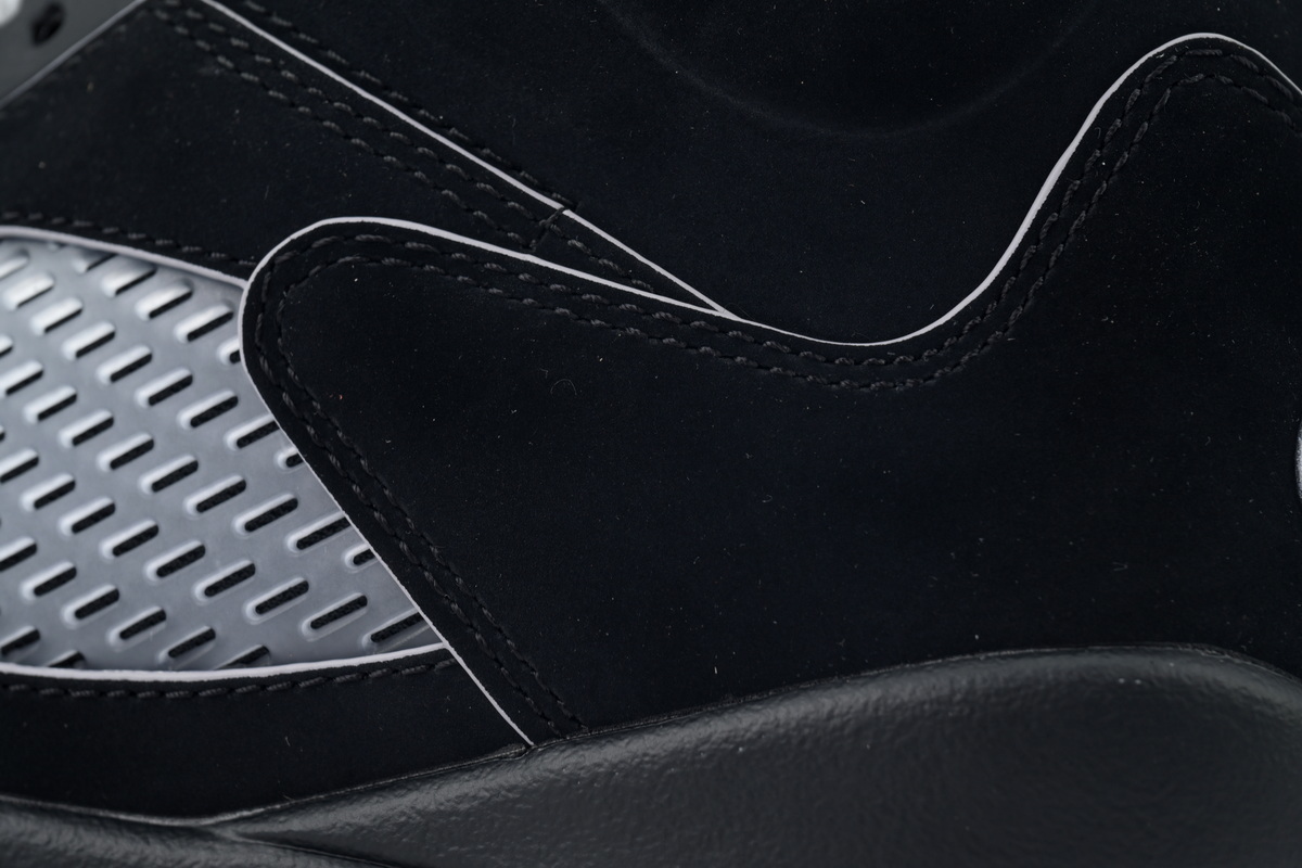 Air Jordan 5“Black Metallic Reimagined" HF3975-001