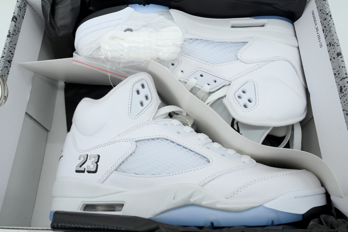 Air Jordan 5 Retro 'White Metallic' 2026 HQ7978-103