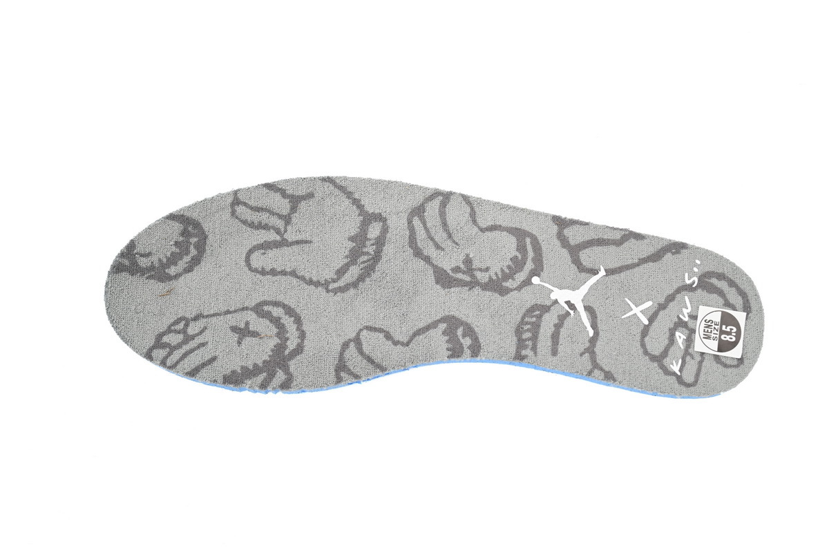 KAWS X Air Jordan 4 Retro 930155-003