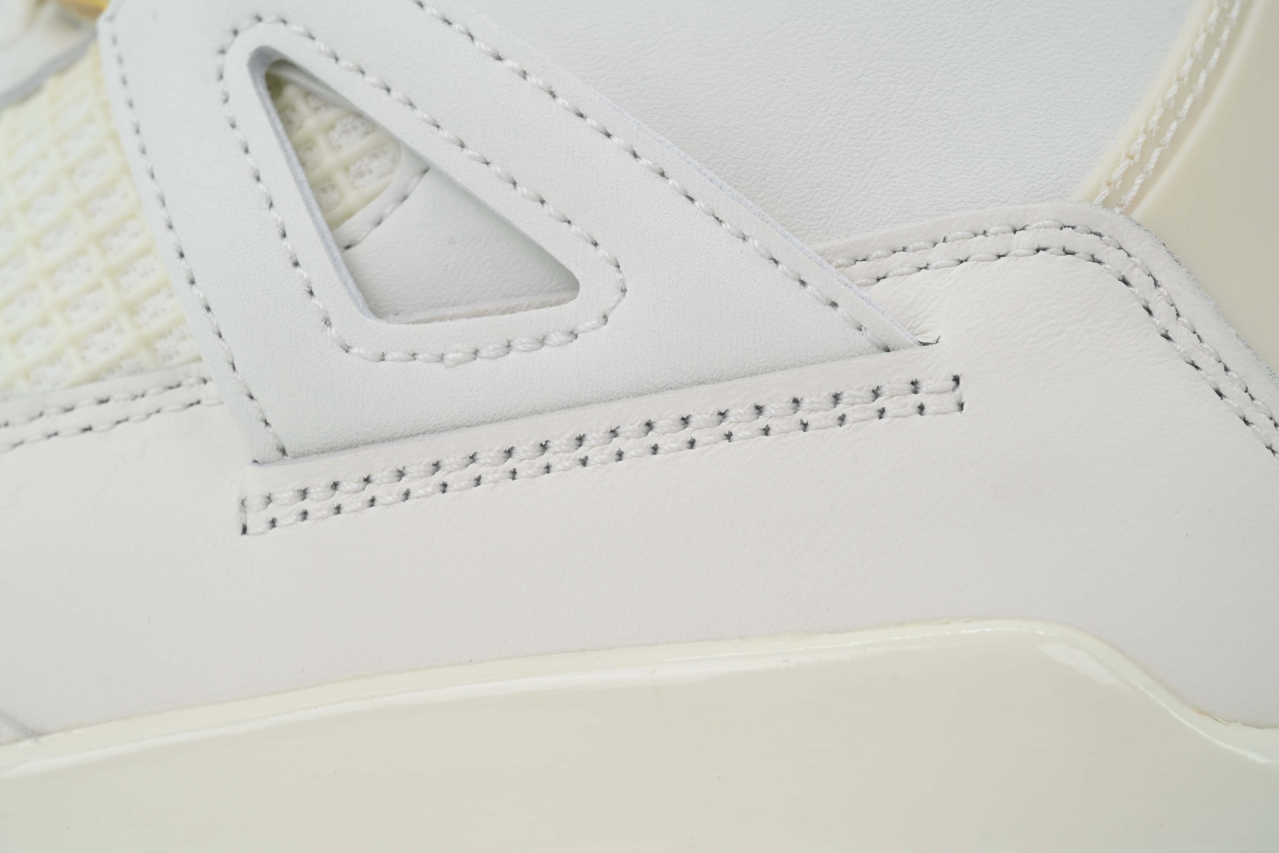 Nike Air Jordan 4 WMNS "Sail" AQ9129-170