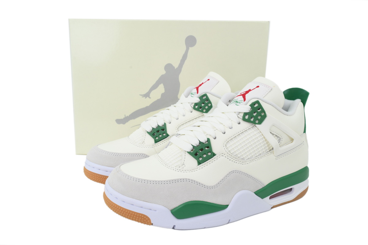 Nike SB x Air Jordan 4 Pine Green DR5415-103