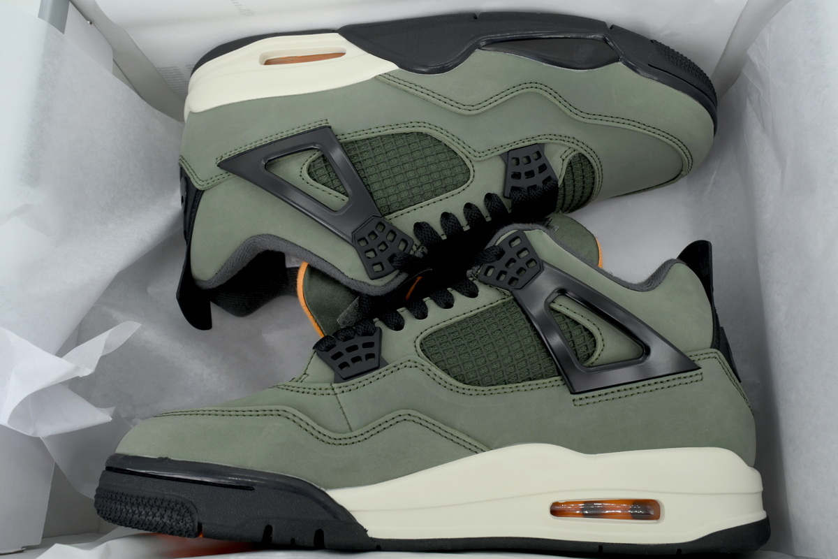 Undefeated x Air Jordan 4 Retro IB1519-200