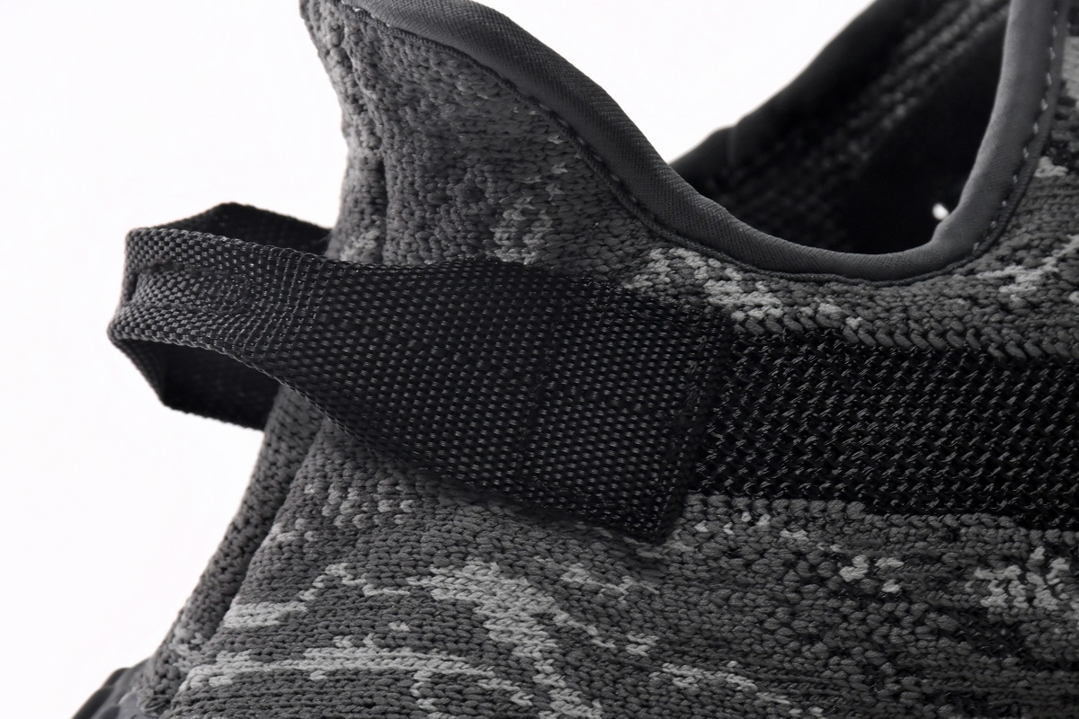 Adidas Yeezy 350 V2 Dark Salt ID4811
