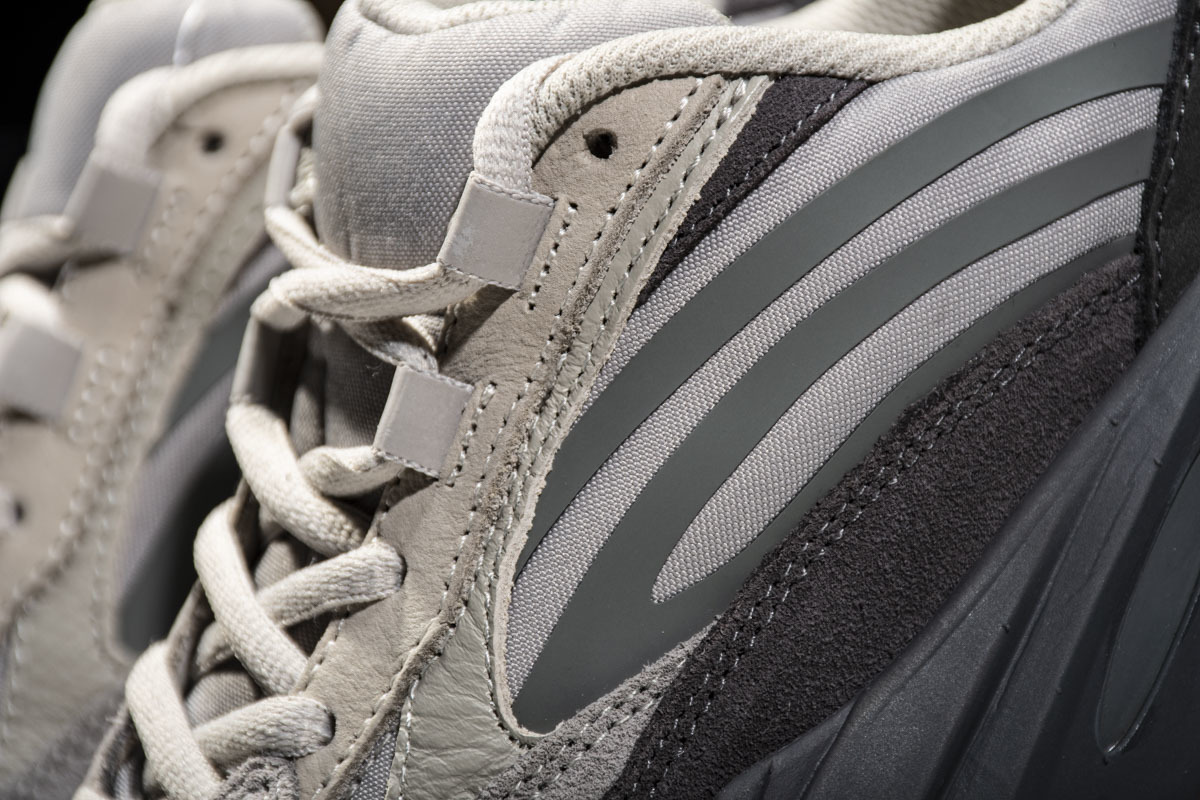 Yeezy Boost 700 V2“Tephra” FU7914