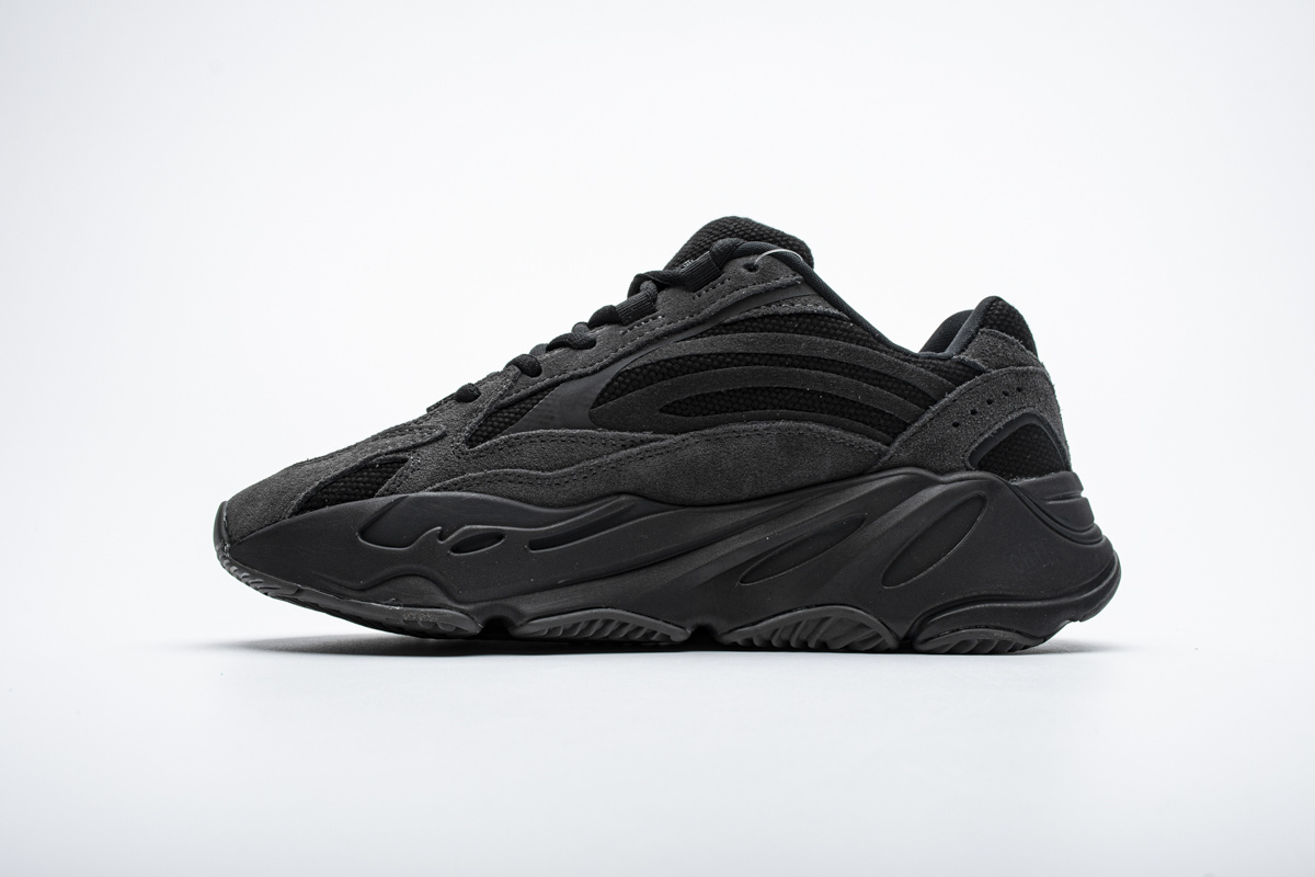Yeezy Boost 700 V2“Vanta” FU6684