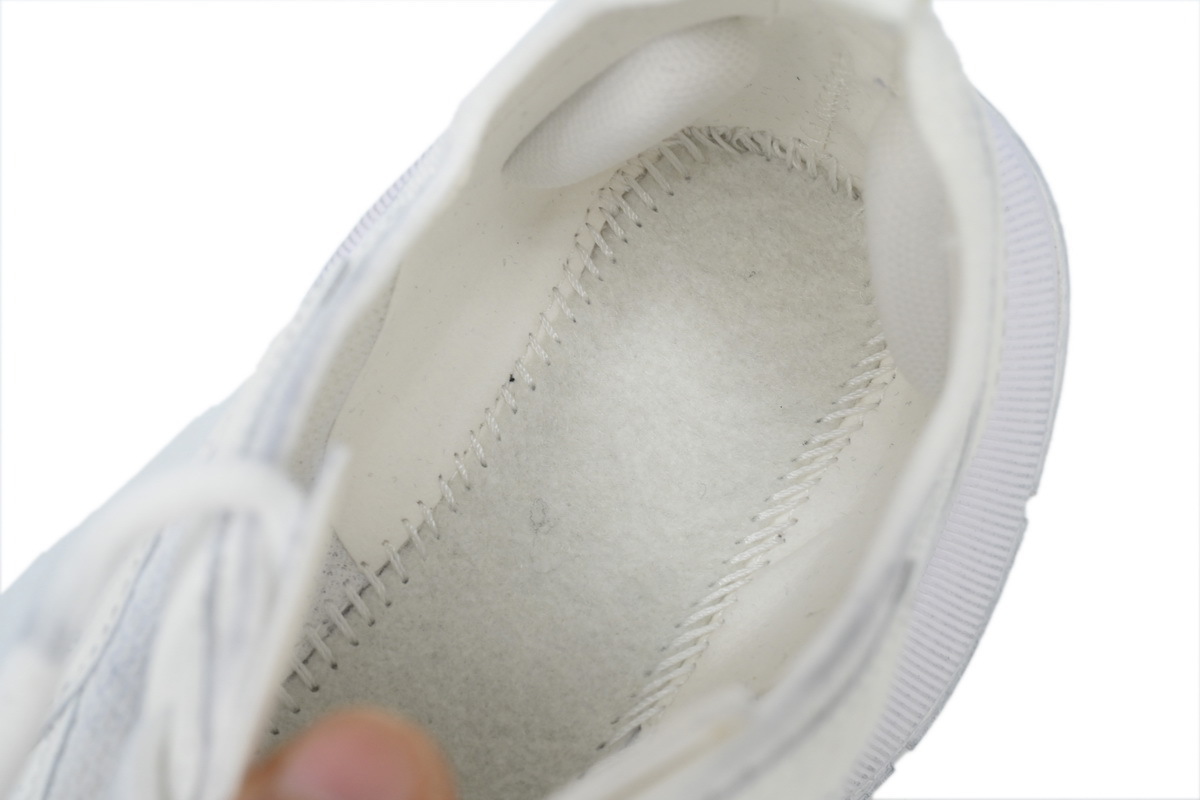Balenciaga Circuit Sneaker 'Worn-Out - White'3 793944 WFLGY 0120