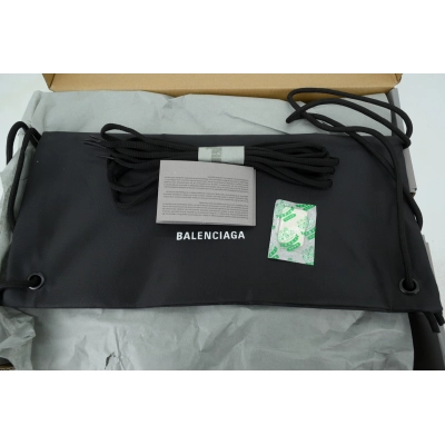 Balenciaga Defender Black 685613 W2RA6 1000 02