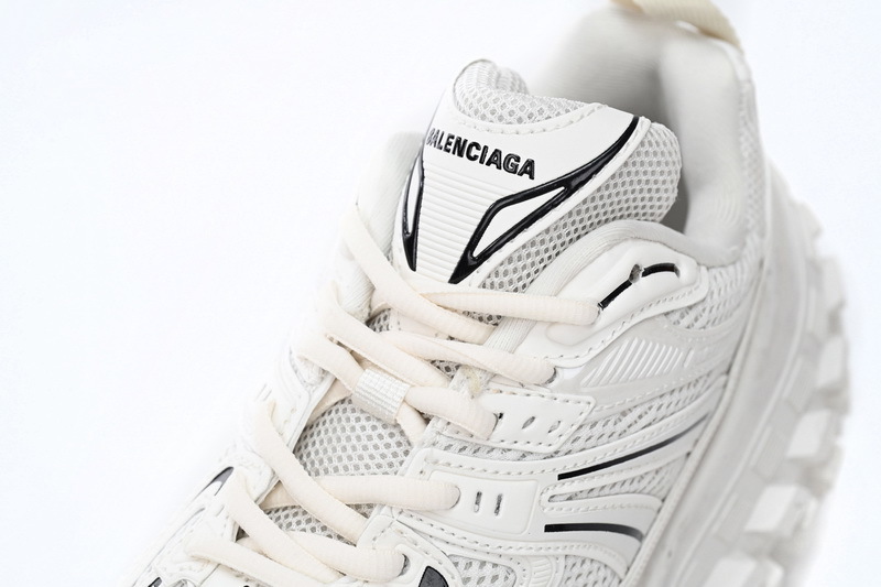 Balenciaga Defender Off-White 685611 W2RAA 9110