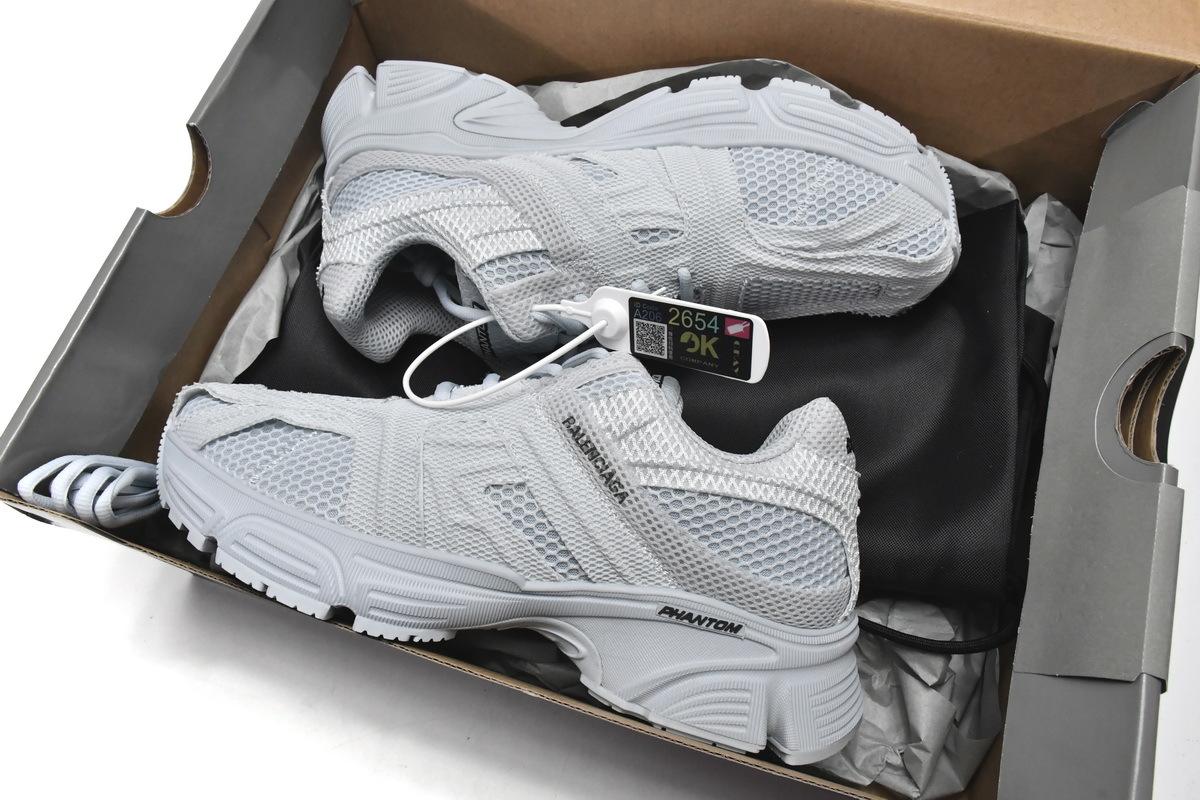Balenciaga Phantom Sneaker Aqua 679339 W2E92 4901