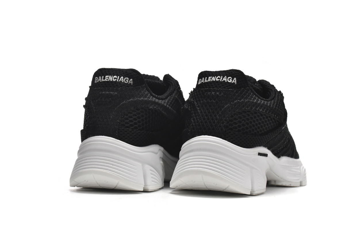 Balenciaga Phantom Sneaker Black White 679339 W2E96 1090