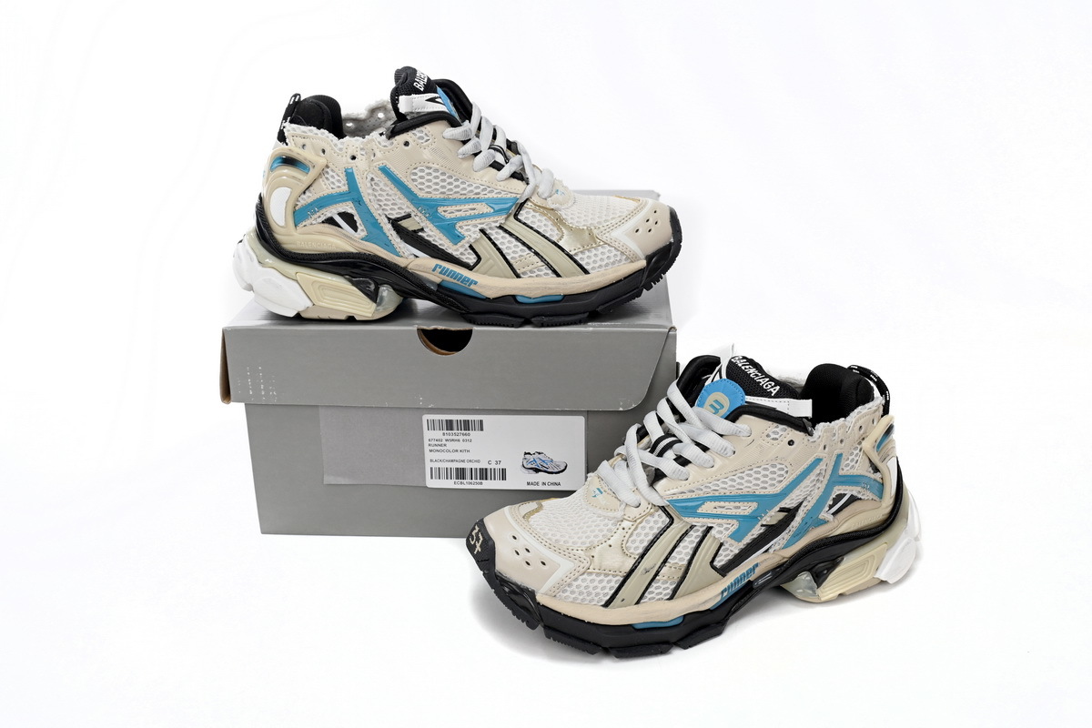 Balenciaga Runner Grey Blue 677402 W5RH6 0312