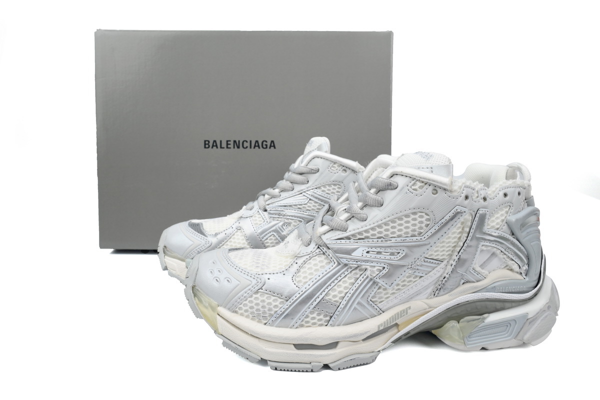 Balenciaga Runner Mi Light Blue 677402 W3RB2 8100