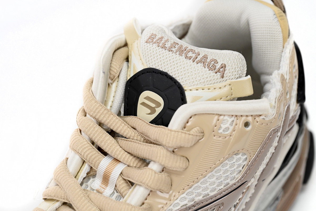 Balenciaga Runner Rice Pla Tinum 677403 W3RB3 9891