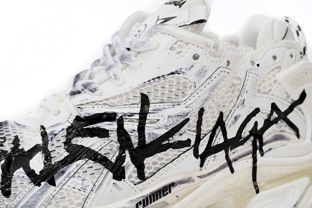 Balenciaga Runner White And Black Characters 677402 W3RBQ 9010