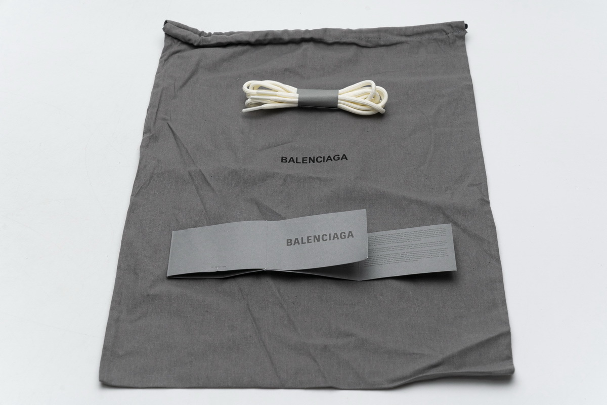 Balenciaga Track 2 Sneaker White 570391 W2GN2 9000