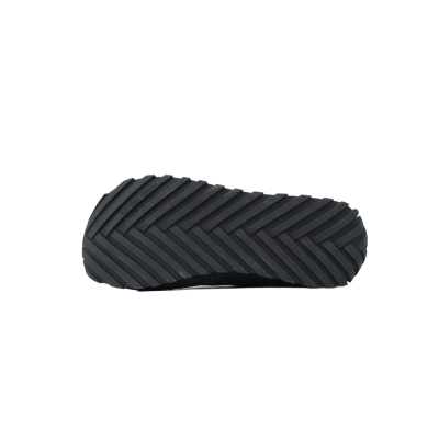 Bottega Veneta Orbit Black Suede 02