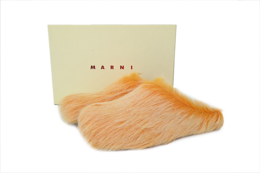 MARNI Fussbett Tan