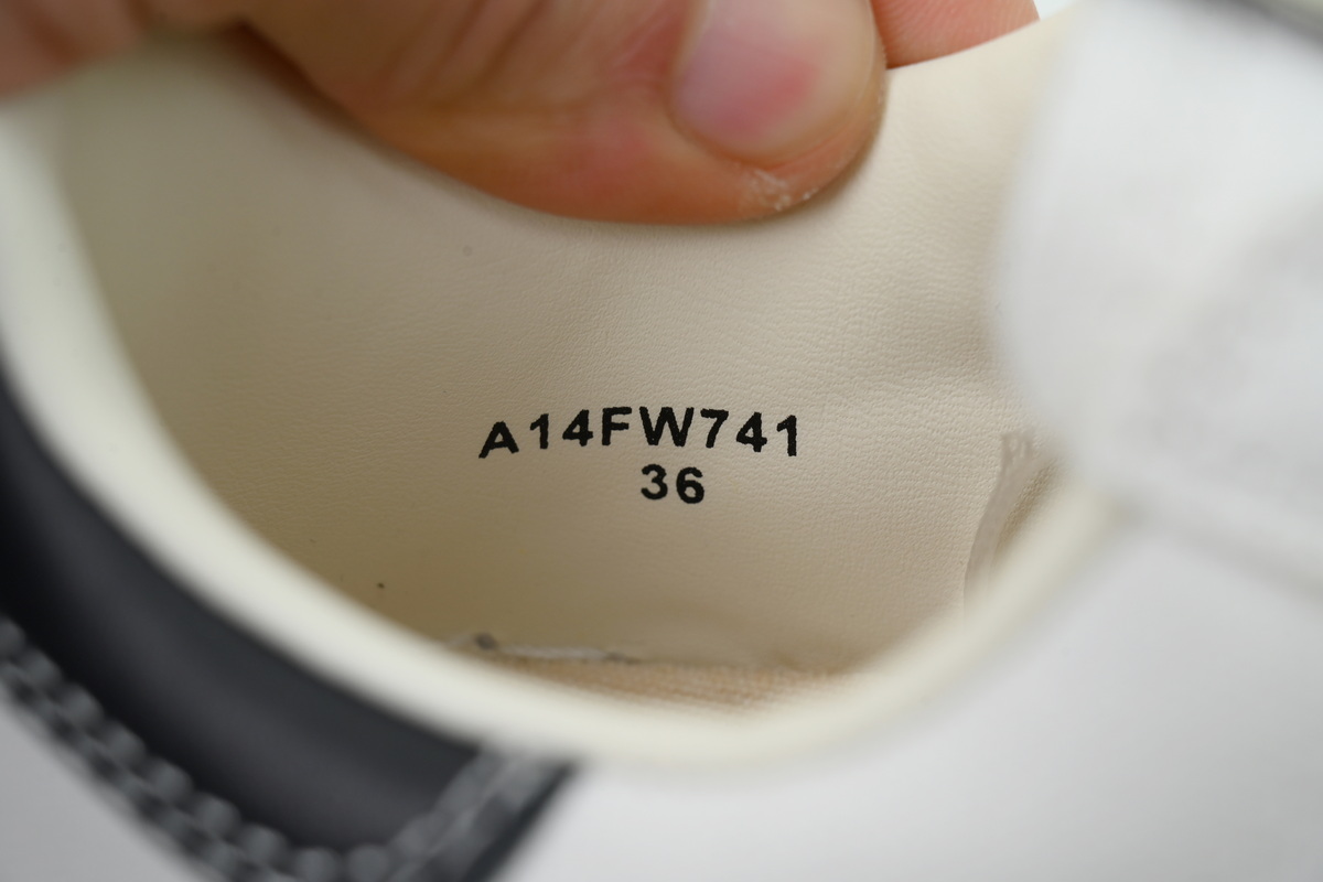 MIHARA YASUHIRO White NO.606