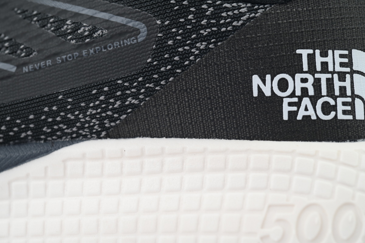 THE NORTH FACE Altamesa 500 All Black NS97Q04A