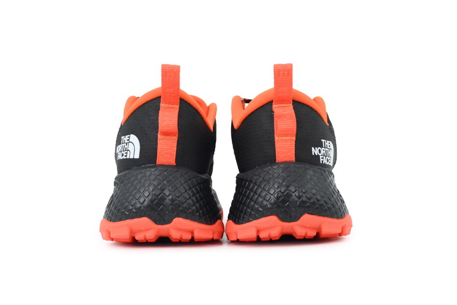 THE NORTH FACE Altamesa 500 Black Orange Red NF0A83N3-F38