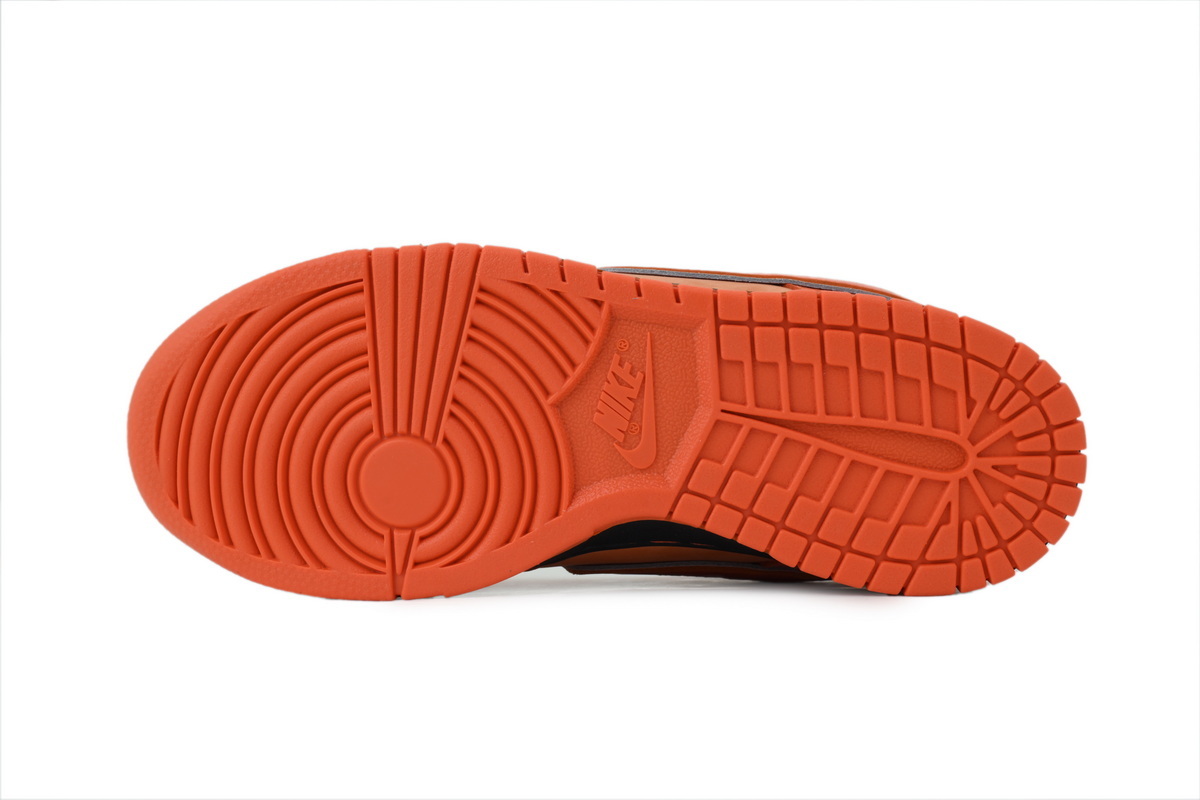 Concepts x Nike SB Dunk Low "Orange Lobster" FD8776-800