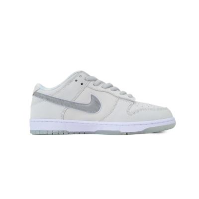 Concepts x Nike SB Dunk Low QS 'White Lobster' Friends & Fam FD8776-100 02