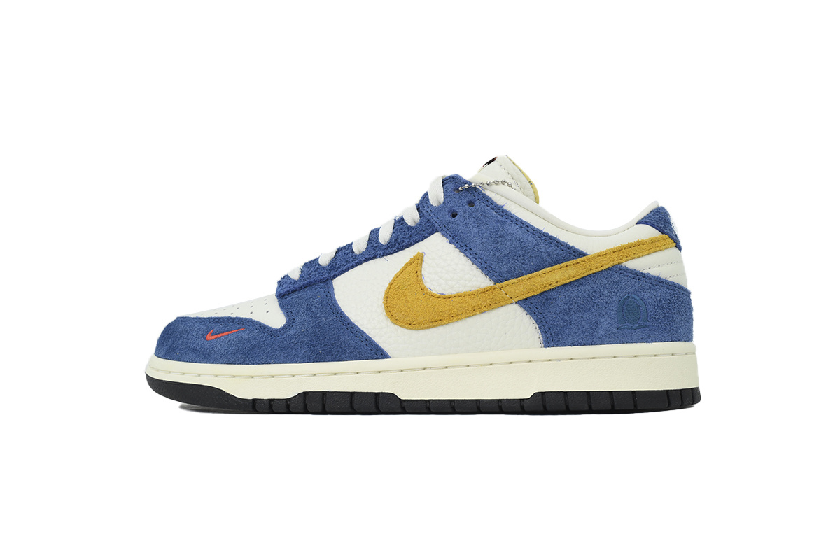 Kasina x Nike Dunk Low “80s Bus” CZ6501-100