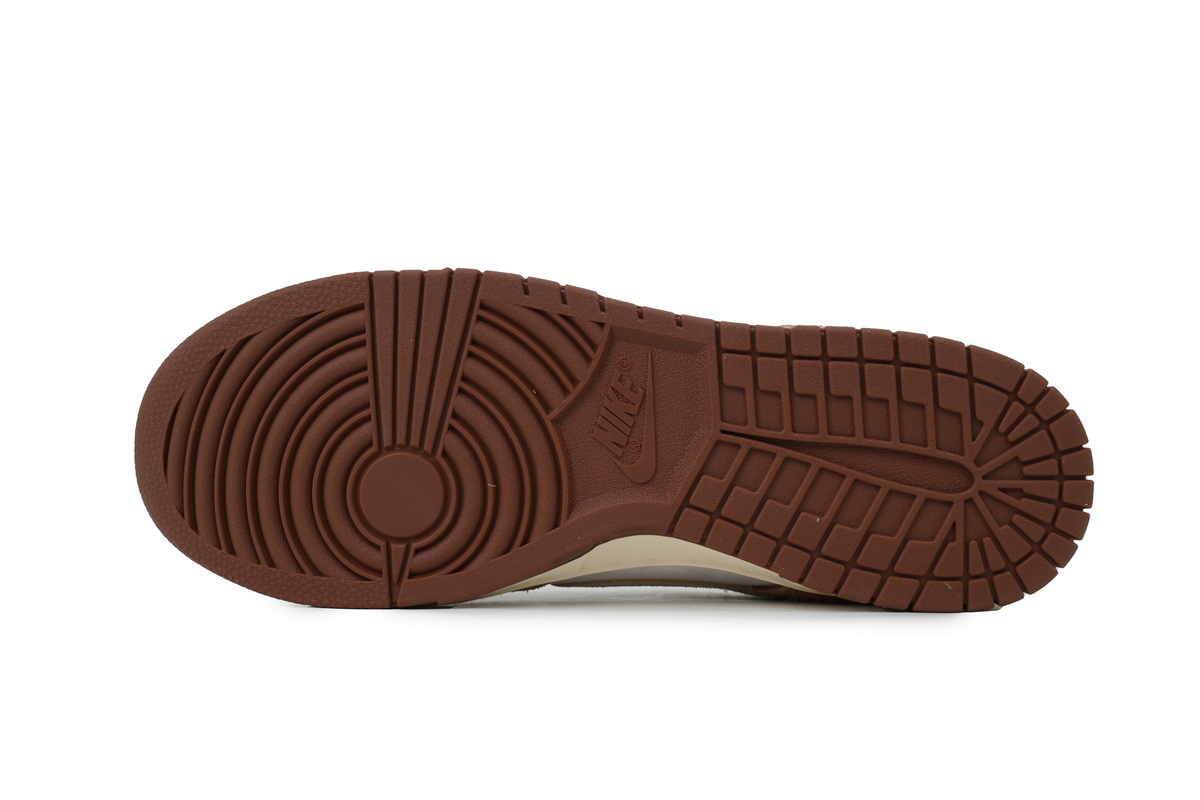 Nike Dunk Low Premium 'Medium Curry' DD1390-100
