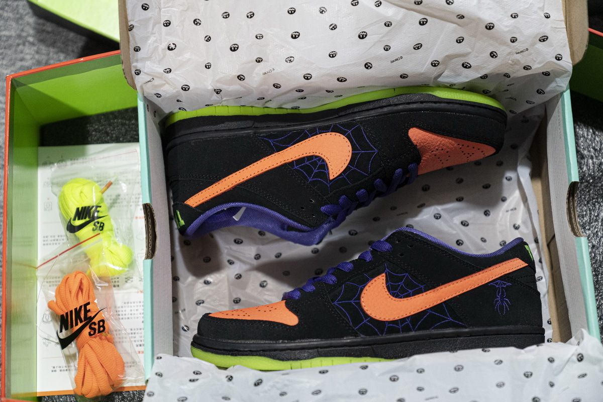 Nike SB Dunk Low “Night Of Mischief” BQ6817-006