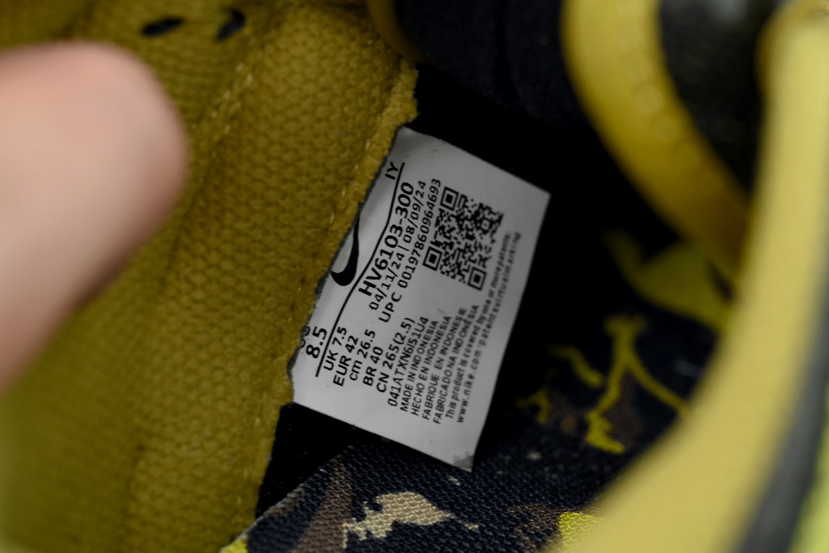 Nike SB Dunk Low Halloween HV6103-300