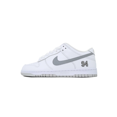Nike Supreme x Nike Dunk Low SB 'White Metallic Silver' HQ8487-100 01