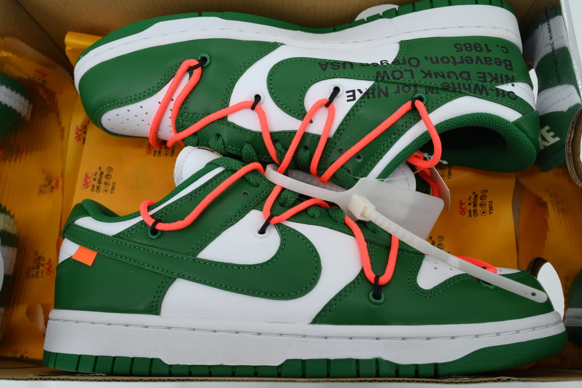 Off-White x Nike Dunk Low 'Pine Green' CT0856-100