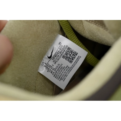Yuto Horigome x Nike Dunk Low SB 'Asparagus' HF8022-300 02