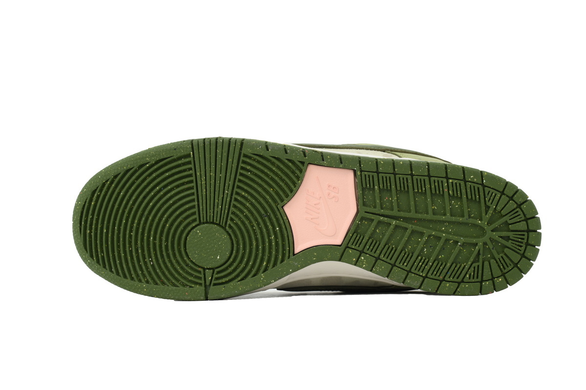 Yuto Horigome x Nike Dunk Low SB 'Asparagus' HF8022-300