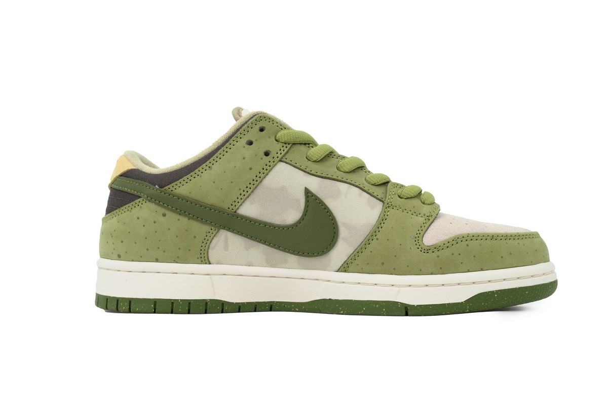 Yuto Horigome x Nike Dunk Low SB 'Asparagus' HF8022-300