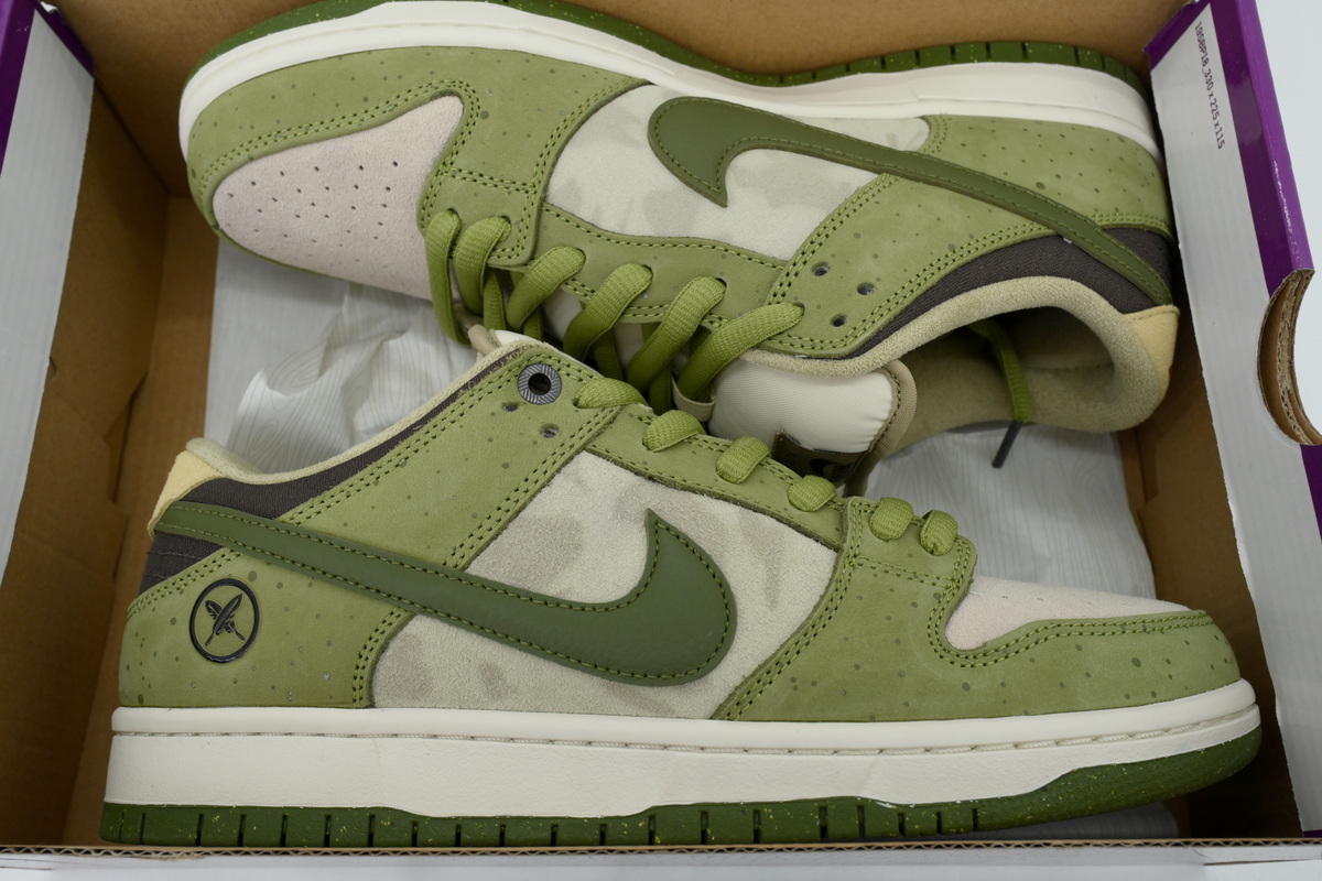 Yuto Horigome x Nike Dunk Low SB 'Asparagus' HF8022-300