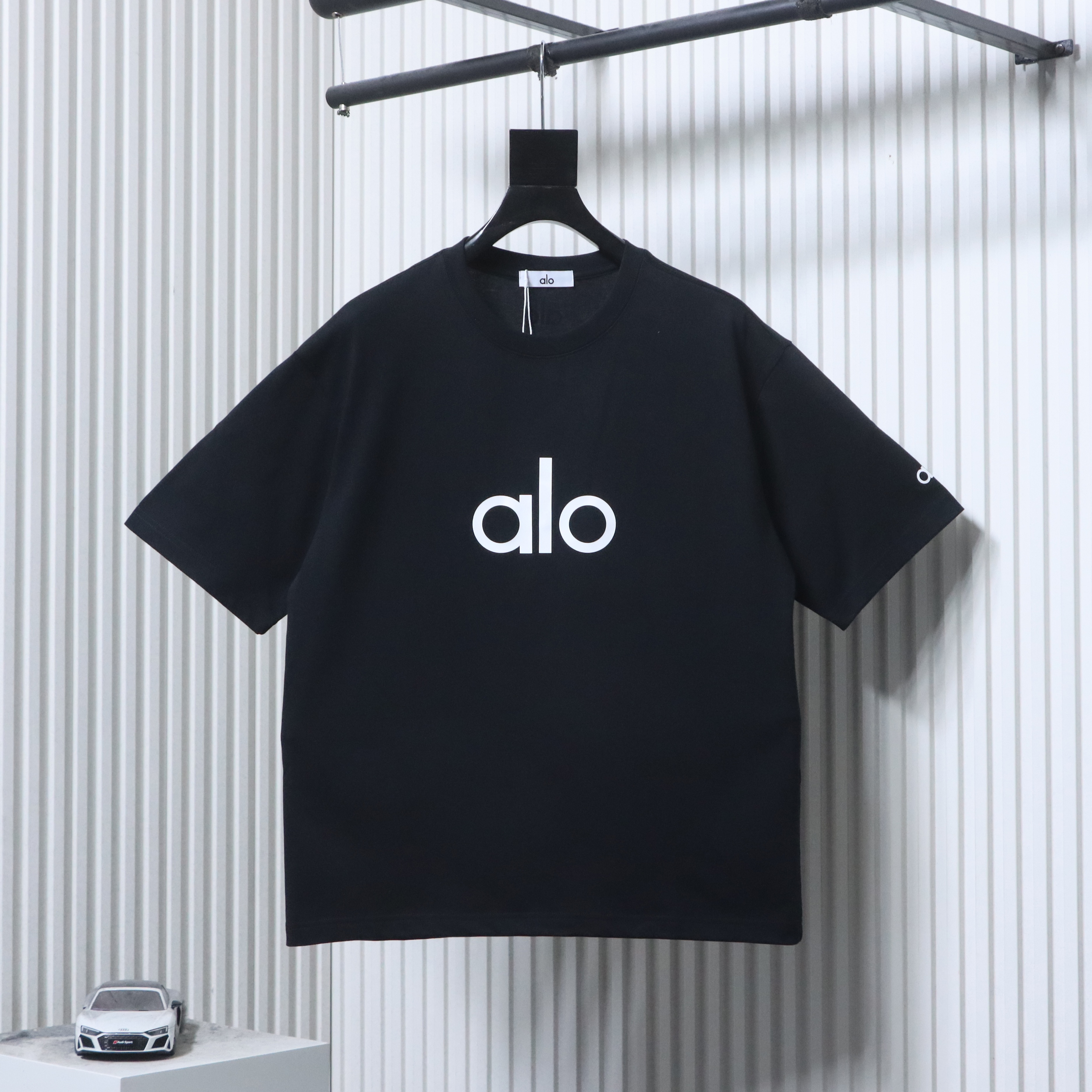  Alo Yoga Minimalist Silicone Letter Print Short-Sleeve T-Shirt
