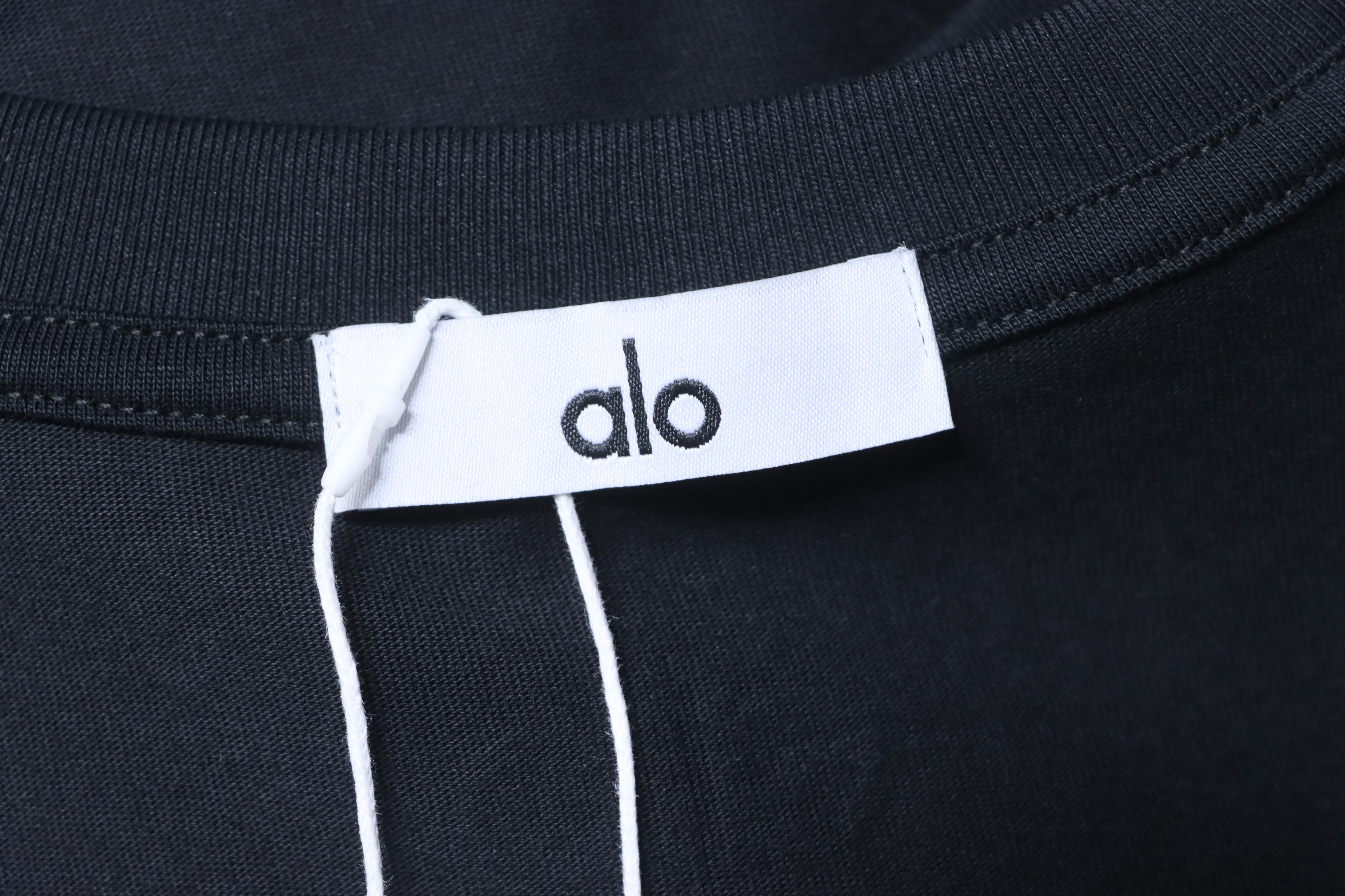  Alo Yoga Minimalist Silicone Letter Print Short-Sleeve T-Shirt