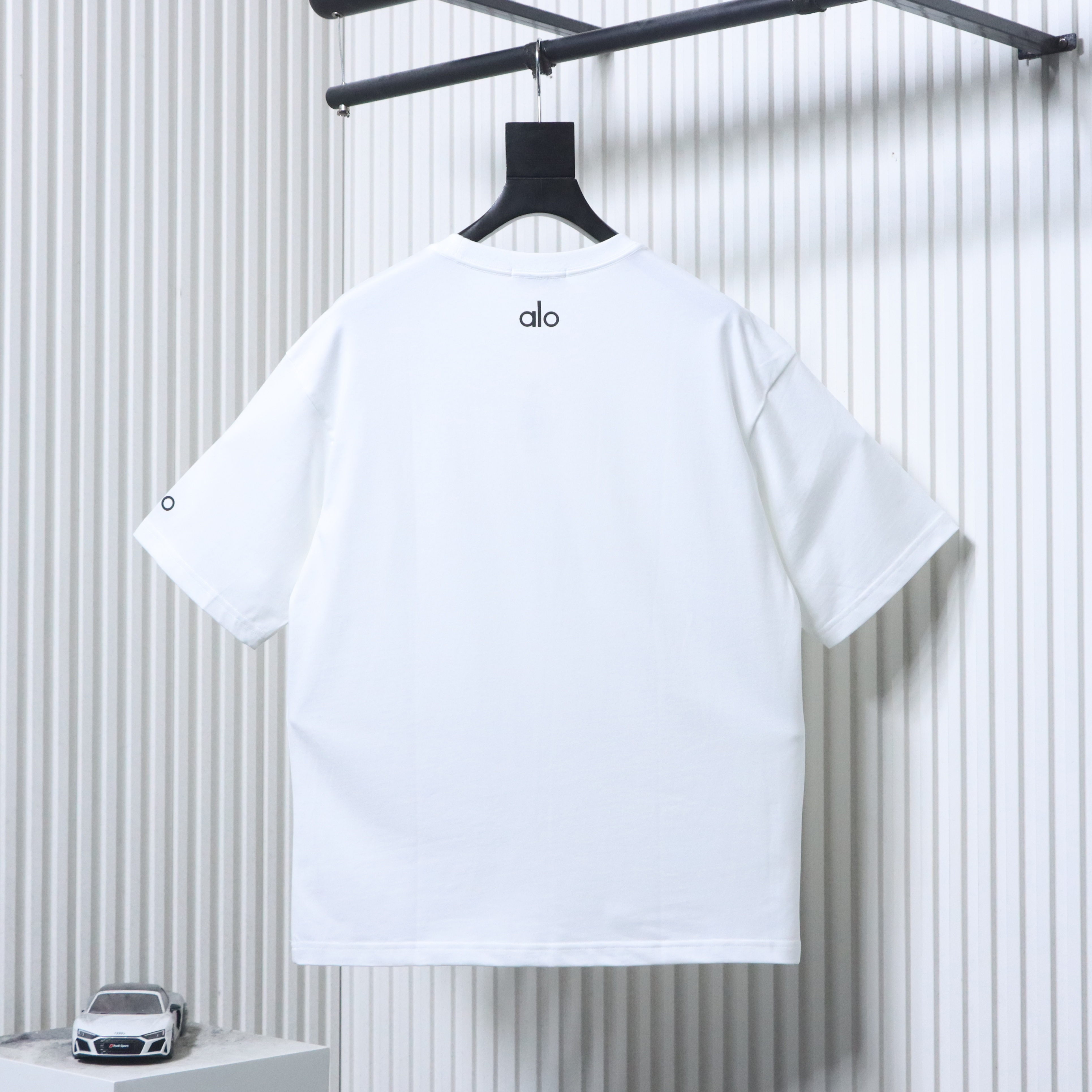 Alo Yoga Minimal Silicone Letter Print Short-Sleeve T-Shirt