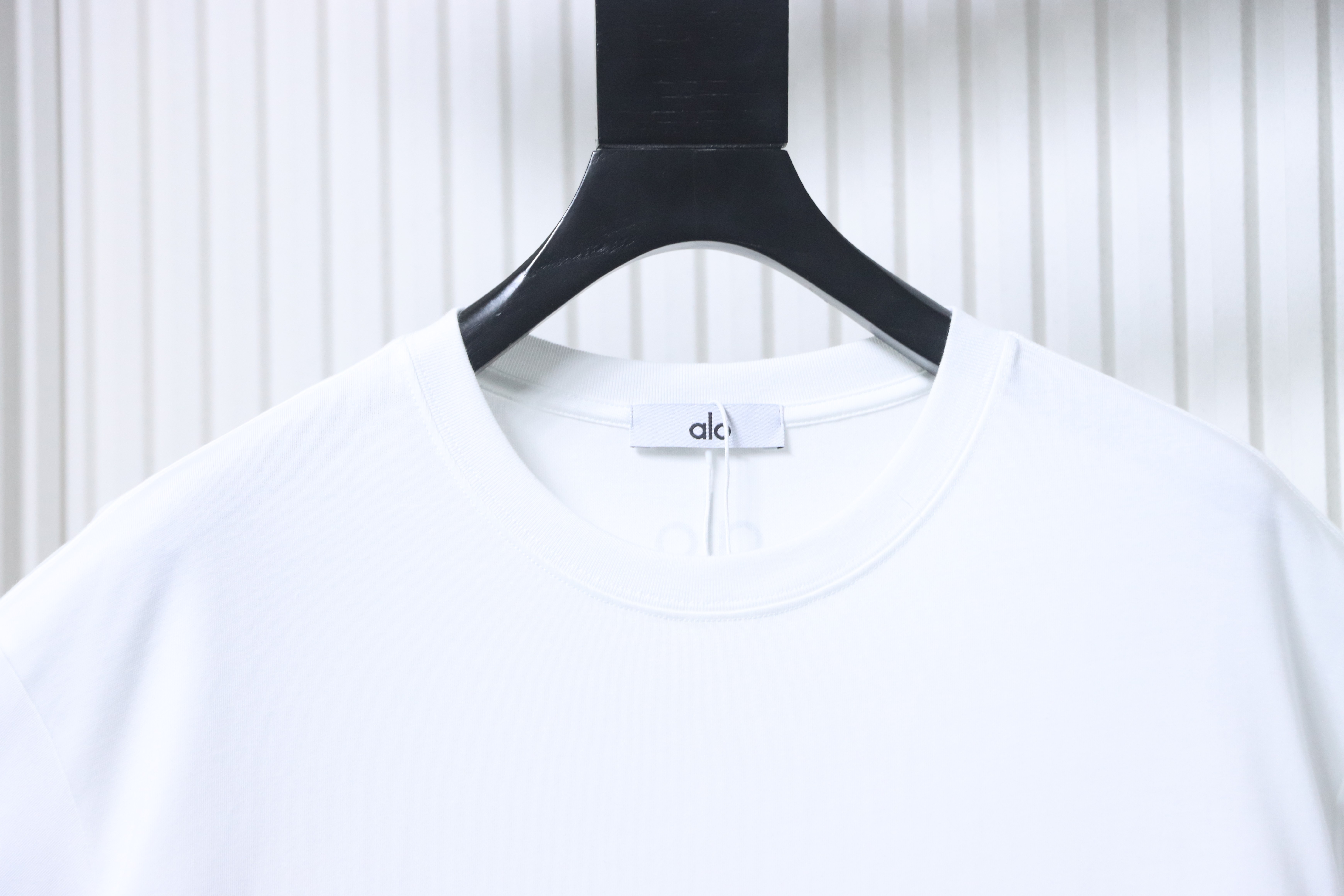 Alo Yoga Minimal Silicone Letter Print Short-Sleeve T-Shirt
