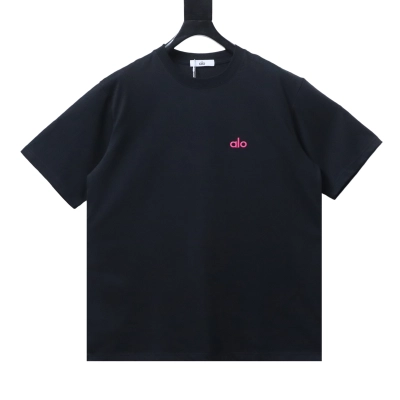 Alo Yoga  Back Logo Embroidered T-Shirt 02