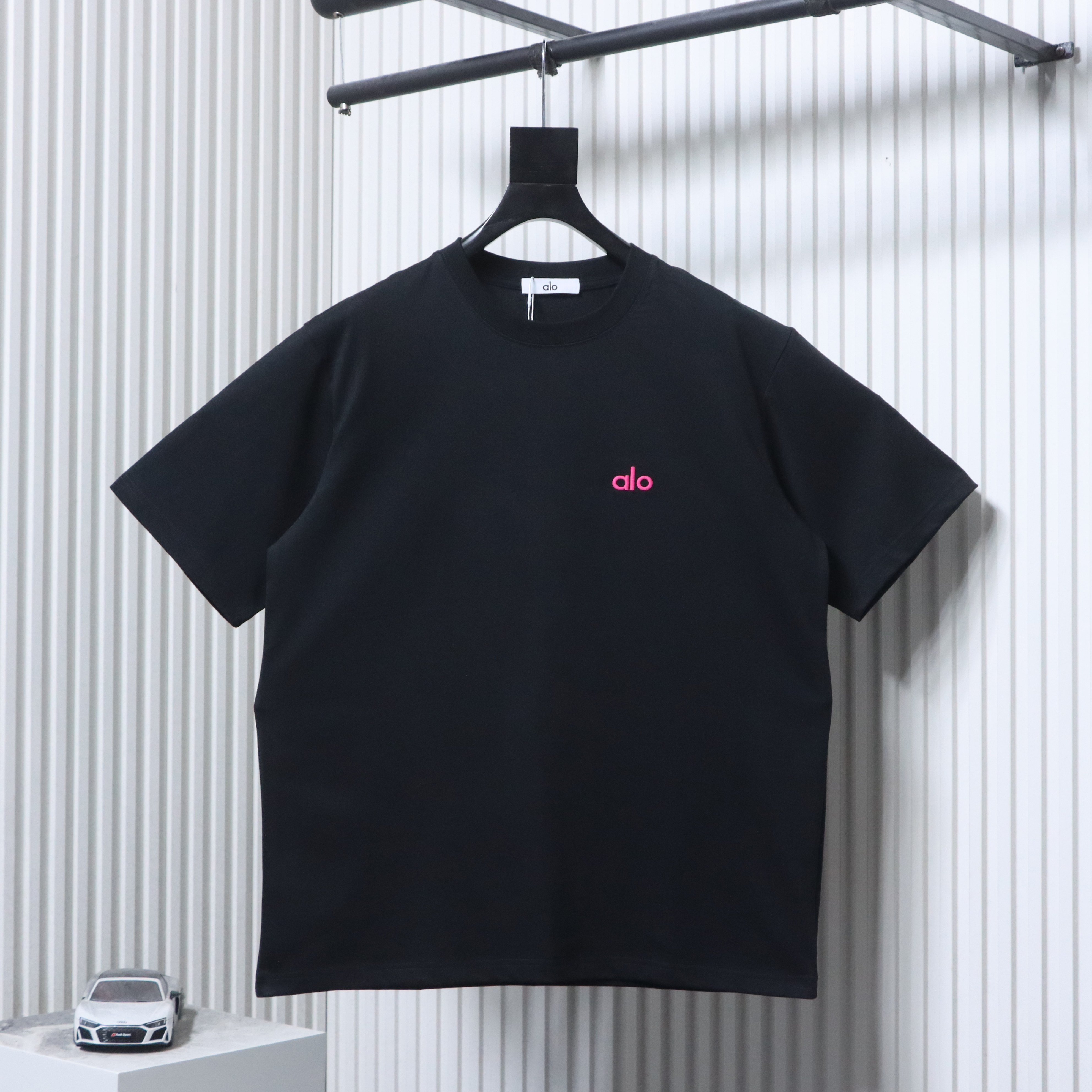 Alo Yoga  Back Logo Embroidered T-Shirt