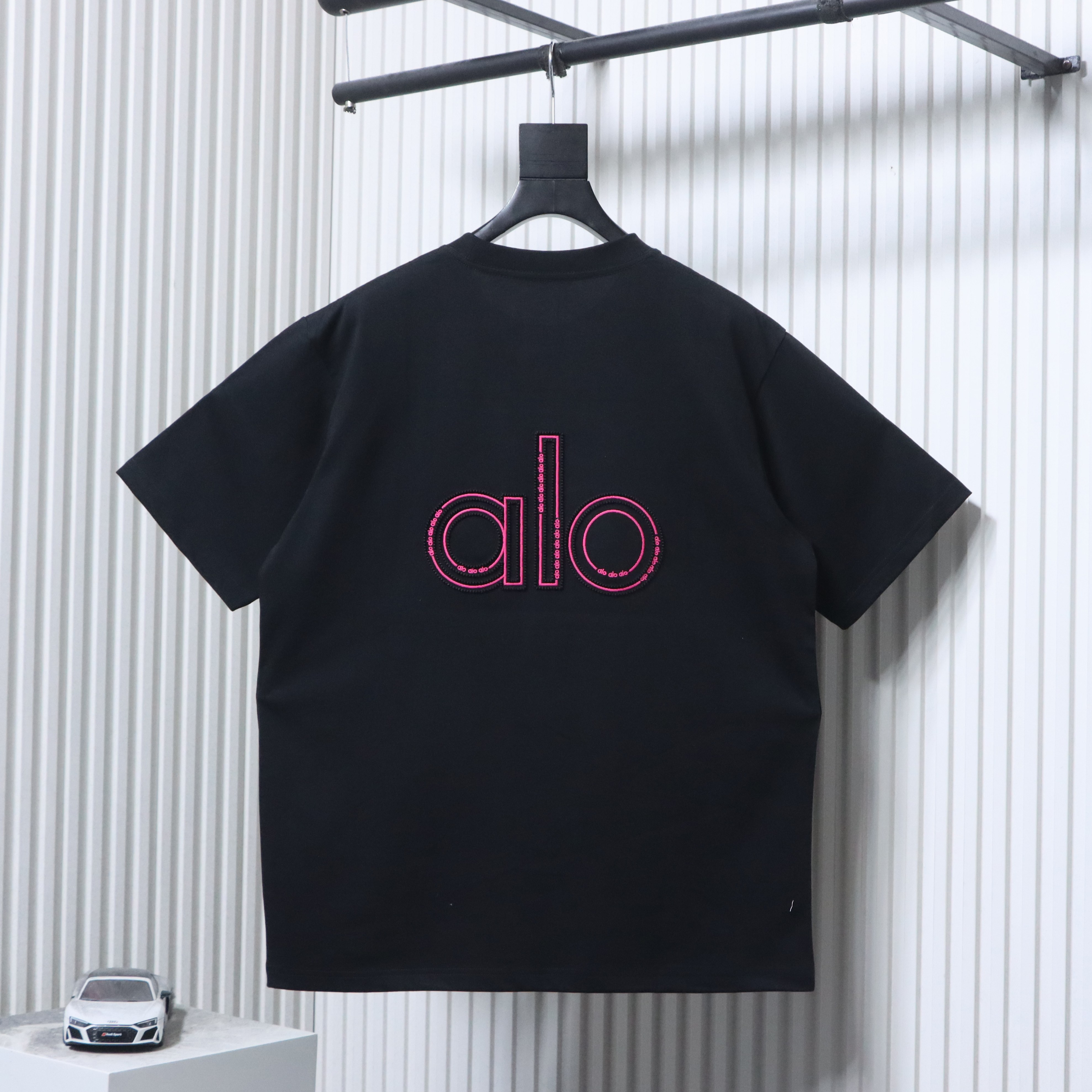 Alo Yoga  Back Logo Embroidered T-Shirt