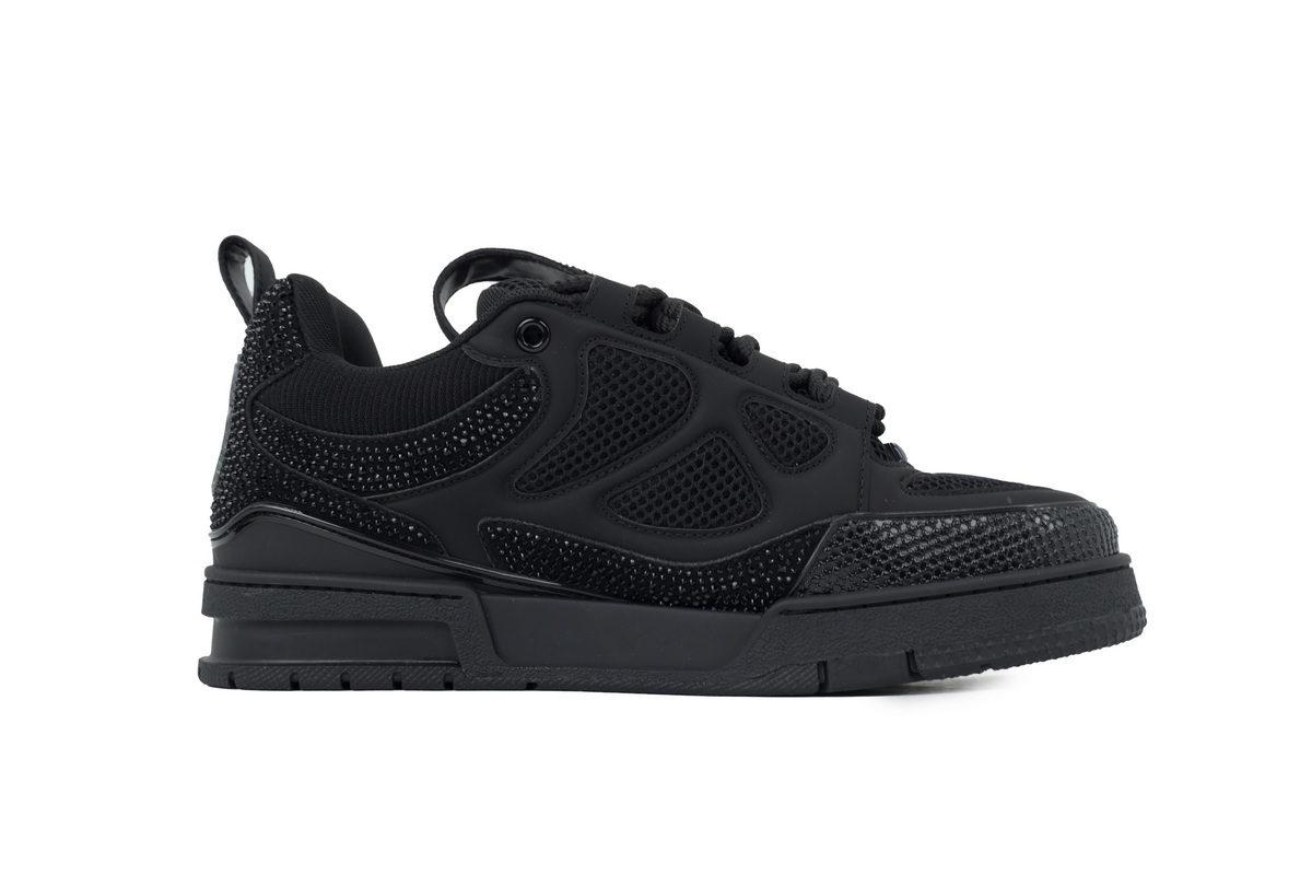 Louis Vuitton Skate All Black Diamond Surface
