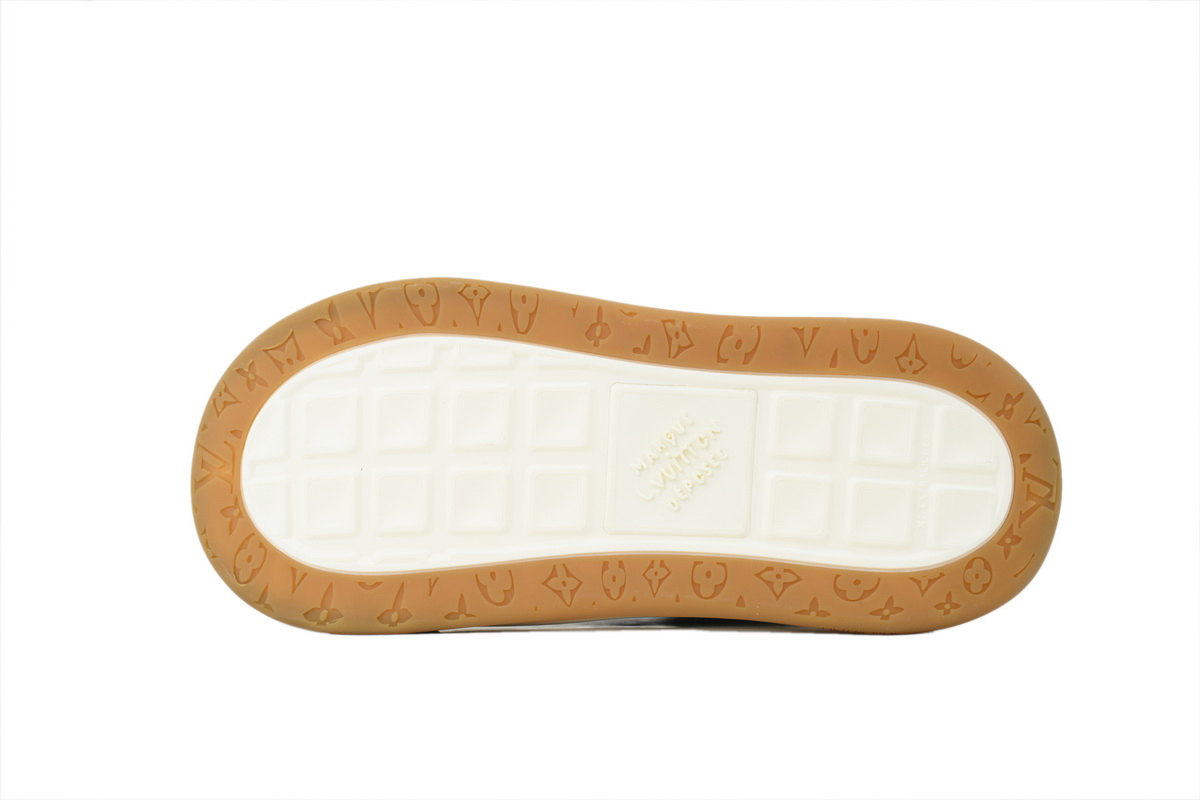 Louis Vuitton Tilted Coffee