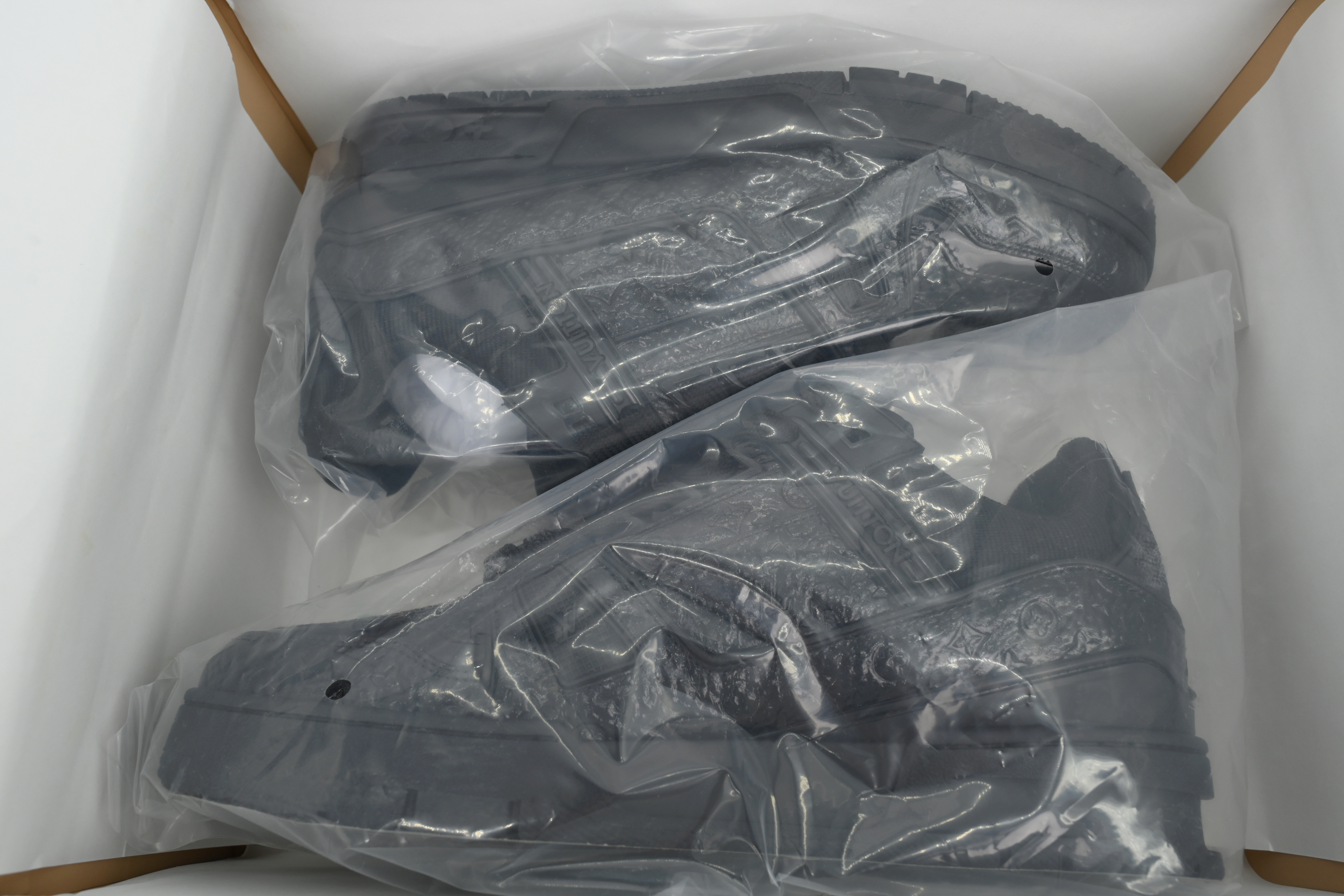 Louis Vuitton Trainer Black Lychee Patent Leather